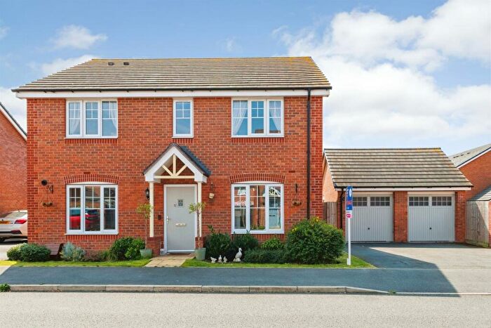 4 Bedroom Detached House For Sale In Harvest Way, Nuneaton, CV10