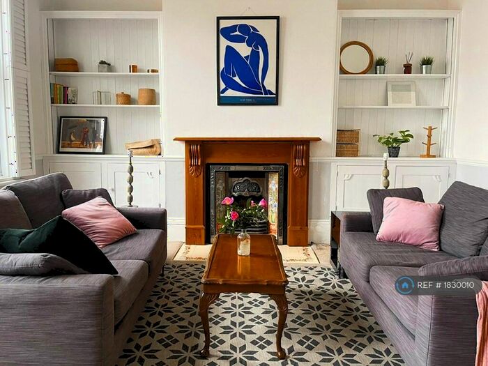 1 Bedroom Terraced House To Rent In Burrage Road, London, SE18