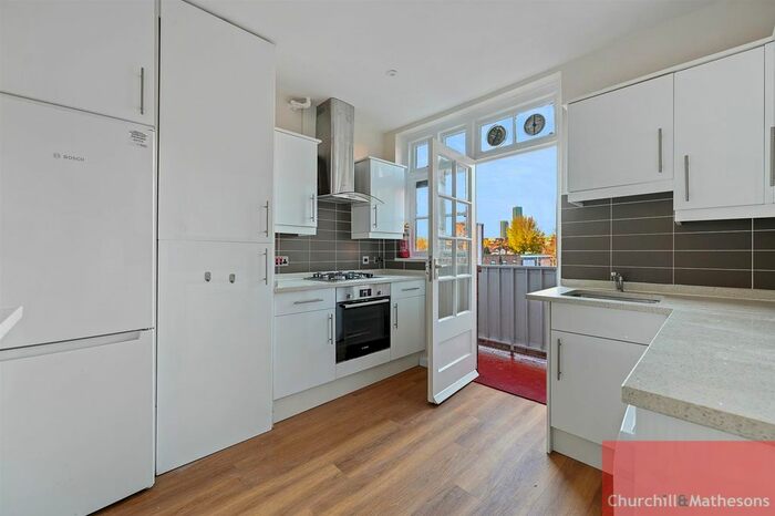 2 Bedroom Flat To Rent In Bromyard Avenue, Acton, W3