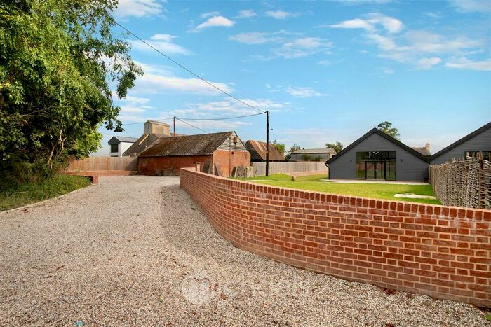 4 Bedroom Barn Conversion To Rent In Brook Road, Aldham, Colchester, CO6