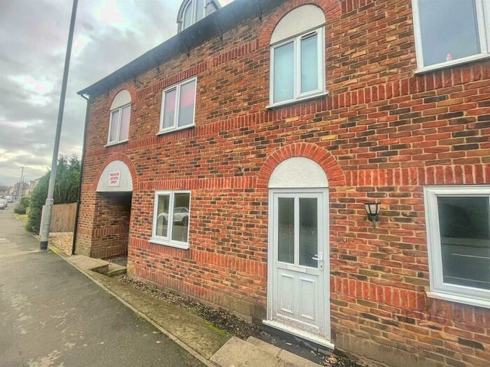 1 Bedroom Apartment To Rent In Swapcoat Mews, Long Sutton, PE12