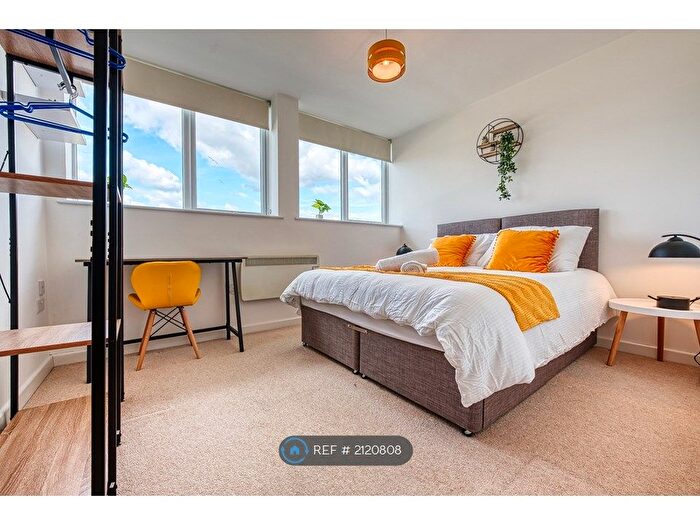 2 Bedroom Flat To Rent In Wella Road, Basingstoke, RG22