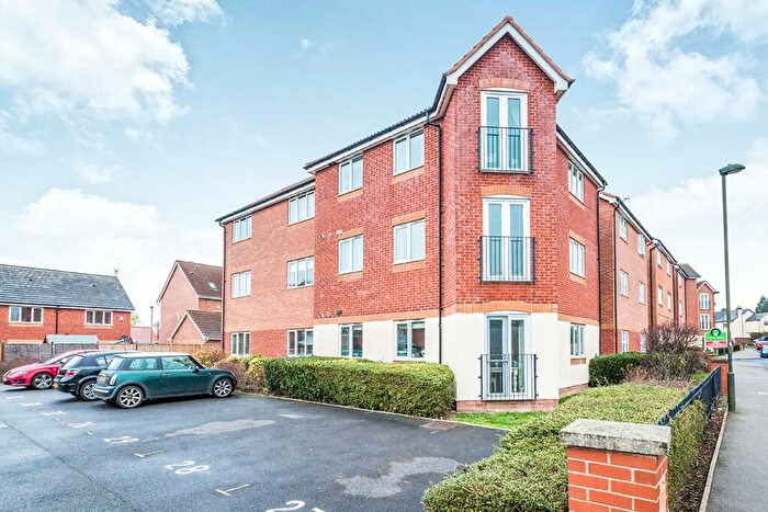 2 Bedroom Flat To Rent In Garrington Road, Bromsgrove, Worcestershire, B60