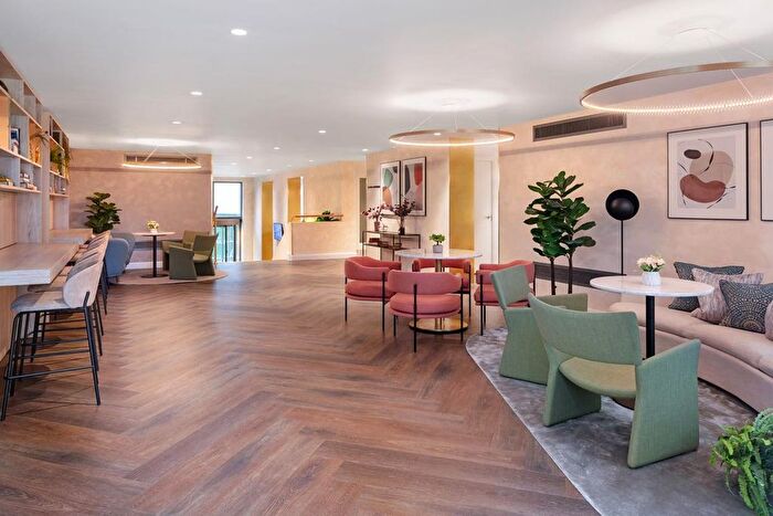 1 Bedroom Flat To Rent In Halcyon House, Queens Cross, London, E16