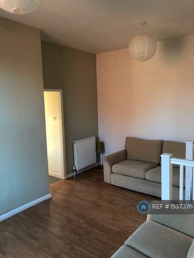 1 Bedroom Flat To Rent In Albany Street East, South Shields, NE33