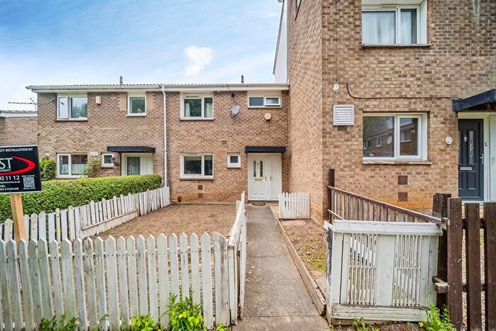 3 Bedroom Terraced House For Sale In Hopmeadow Court, Northampton, NN3