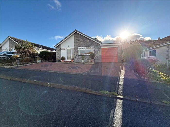 3 Bedroom Bungalow For Sale In Oakridge Acres, Tenby, Pembrokeshire, SA70