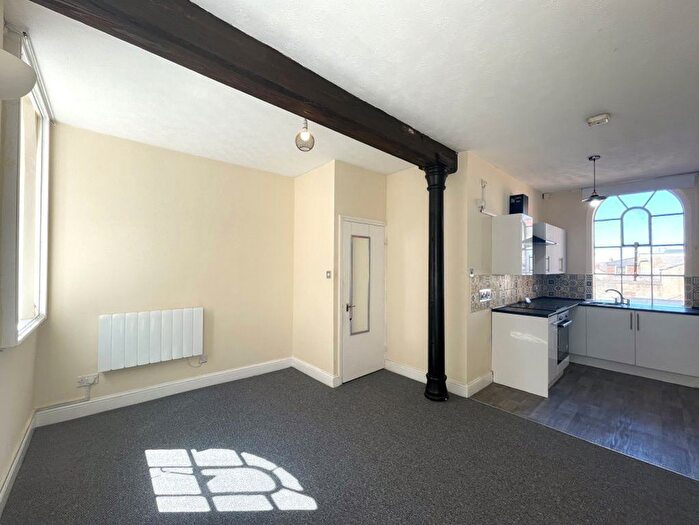 2 Bedroom Flat To Rent In Branson Court, Kettering, NN16