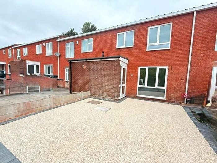 3 Bedroom Terraced House To Rent In Timbers Way, Erdington, Birmingham, B24