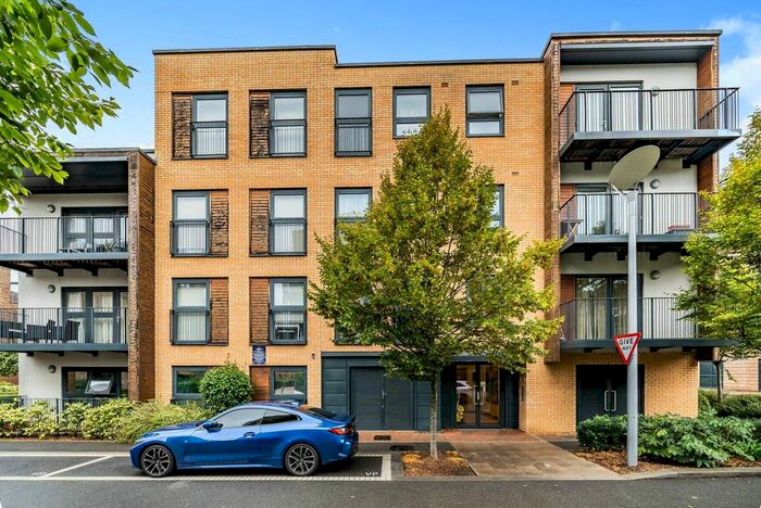 1 Bedroom Flat To Rent In Letchworth Road, Stanmore, HA7