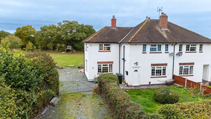 3 Bedroom Semi-Detached House For Sale In Red Hall Lane, Wrexham, LL13