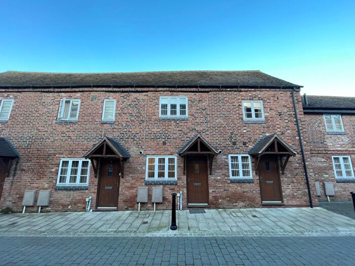 2 Bedroom Terraced House To Rent In Church Street, Atherstone, CV9