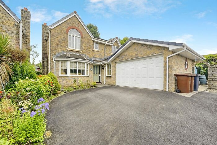 4 Bedroom Detached House For Sale In Eskdale Close, Burnley, Lancashire, BB10