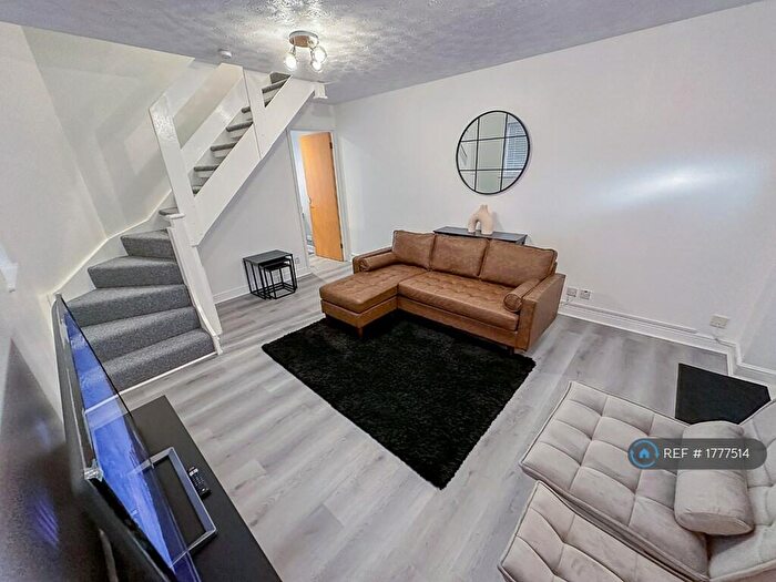 2 Bedroom Semi-Detached House To Rent In Burano Grove, Wavendon Gate, Milton Keynes, MK7