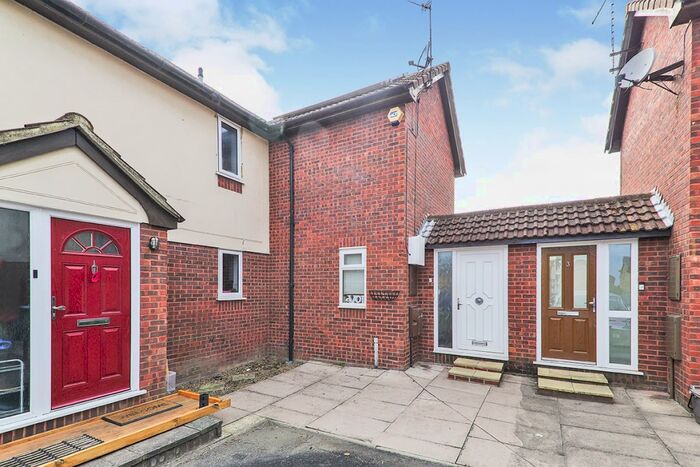 2 Bedroom Terraced House To Rent In Drummond Close, Erith, Kent, DA8