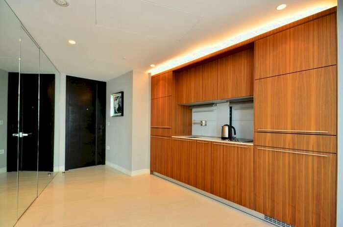 1 Bedroom Flat To Rent In St George Wharf, Nine Elms, London, SW8