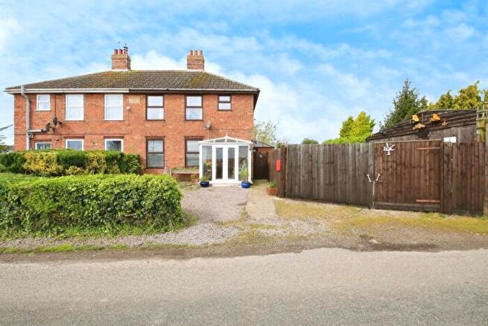 3 Bedroom House To Rent In Hagbeach Gate, Whaplode, Spalding, PE12