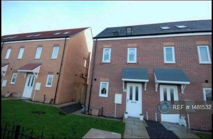 3 Bedroom End Of Terrace House To Rent In Wingate Way, Ashington, NE63