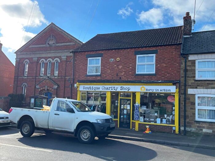 3 Bedroom Maisonette To Rent In Broad Street, Earls Barton, Northamptonshire, NN6