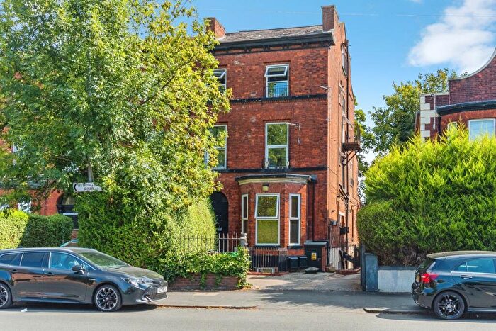 2 Bedroom Flat For Sale In Withington Road, Whalley Range, Lancashire, M16