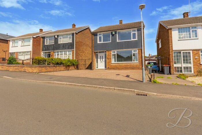 3 Bedroom Detached House To Rent In Farndale Road, Sutton-In-Ashfield, NG17