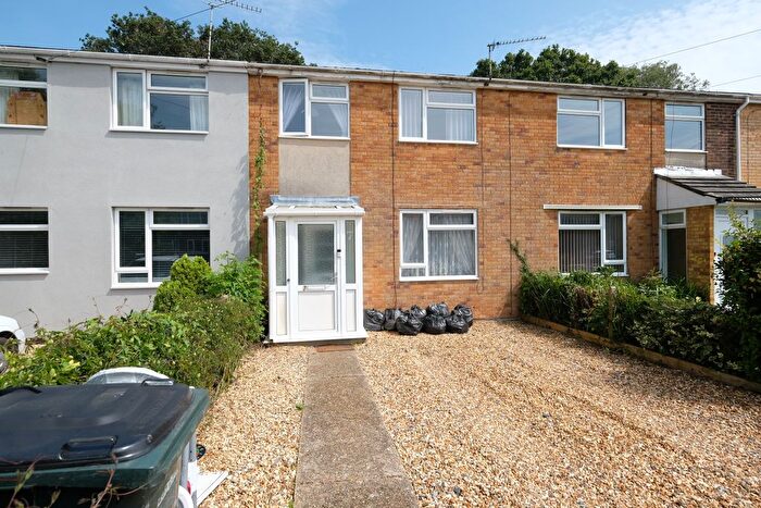 3 Bedroom Terraced House To Rent In Beechwood Road, Holbury, SO45