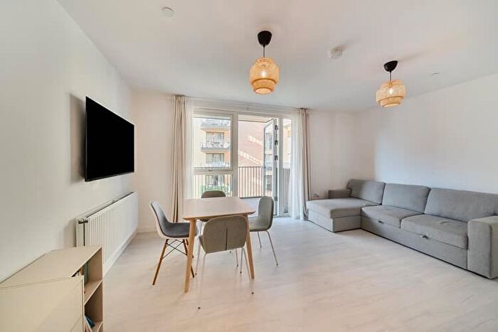 1 Bedroom Flat For Sale In Petrel Apartments, London, Greater London, NW9