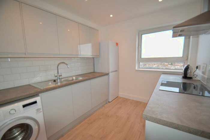 2 Bedroom Apartment To Rent In Clarendon Road, Wallington, SM6