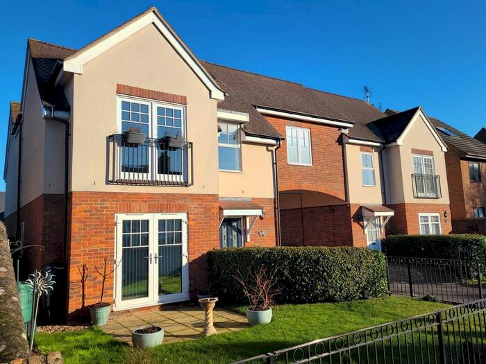 2 Bedroom Flat To Rent In Jordans Mews, 53 Bicester Road, Aylesbury HP19