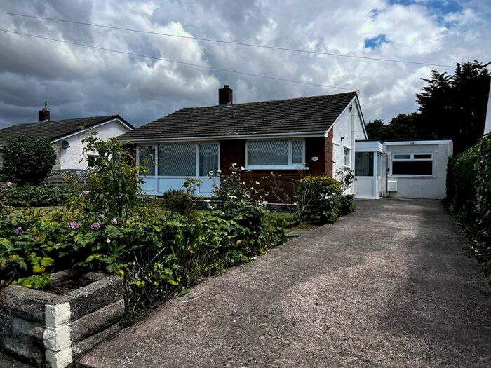 2 Bedroom Detached Bungalow For Sale In Fonmon Road, Rhoose, CF62
