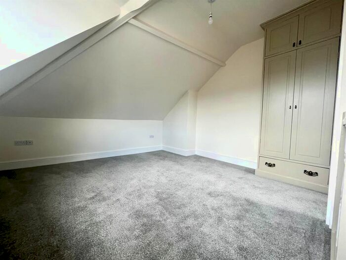 2 Bedroom Flat To Rent In Allott Street, Hoyland Common, Barnsley, S74