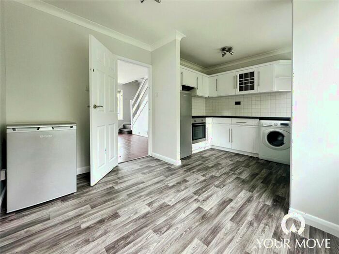 2 Bedroom Flat To Rent In Tyron Way, Sidcup, DA14