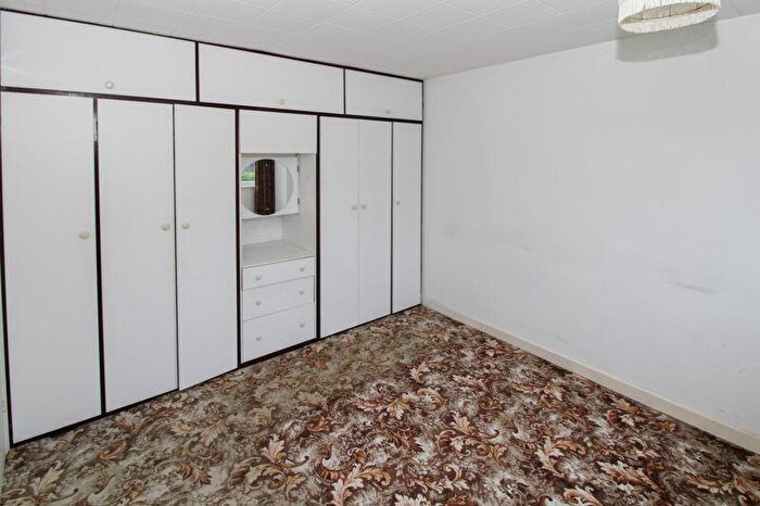 3 Bedroom Terraced House For Sale In Mountain Ash, Rochdale, OL12