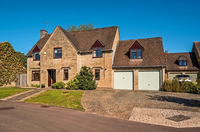 5 Bedroom Detached House For Sale In Keble Lawns, Fairford, Gloucestershire, GL7