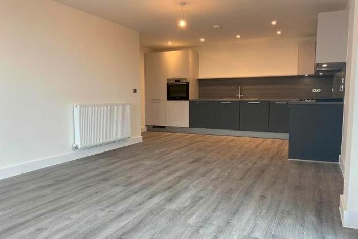 2 Bedroom Property To Rent In George Street, Ashford TN23