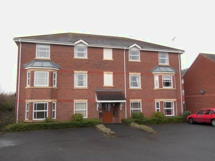 2 Bedroom Flat To Rent In Topaz Drive, Andover, Hampshire, SP10