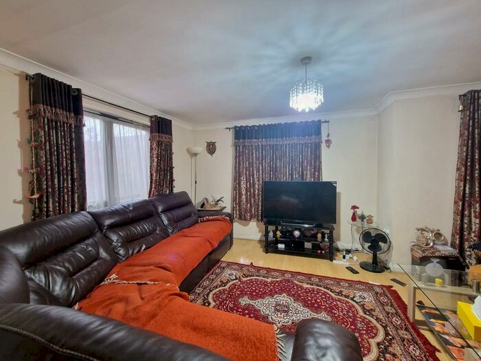 2 Bedroom Apartment To Rent In Hirst Crescent, Wembley, HA9