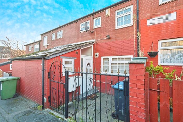 3 Bedroom House To Rent In Howden Gardens, Leeds, LS6