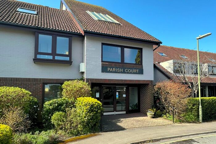 1 Bedroom Retirement Property For Sale In Parish Court, Emsworth Road, Lymington, Hampshire, SO41