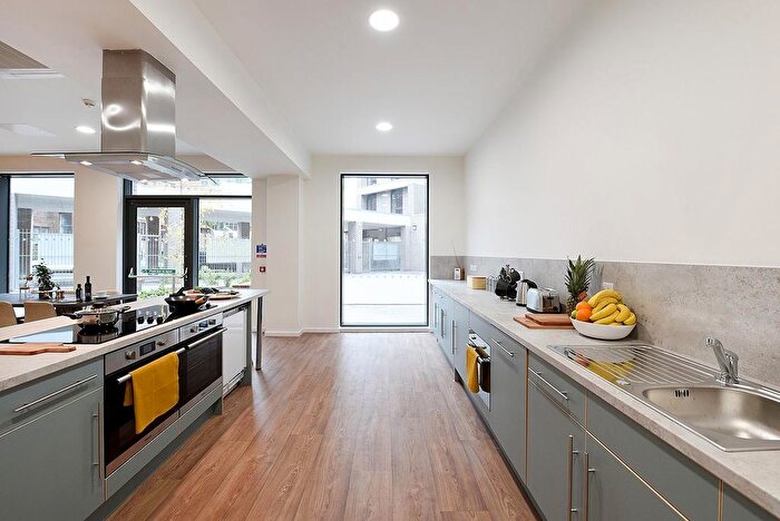 Studio To Rent In St. James Road, Glasgow, G4