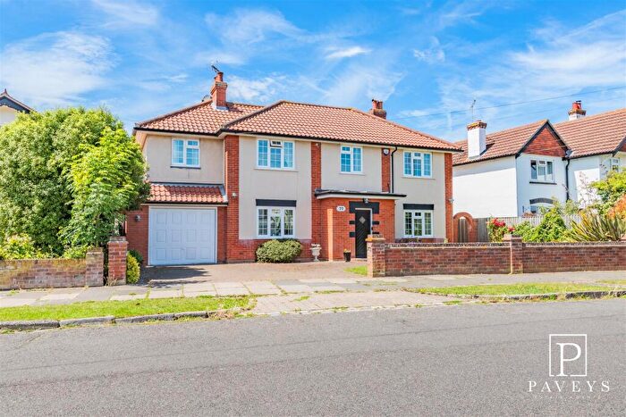 5 Bedroom Detached House For Sale In Fourth Avenue, Frinton-On-Sea, CO13