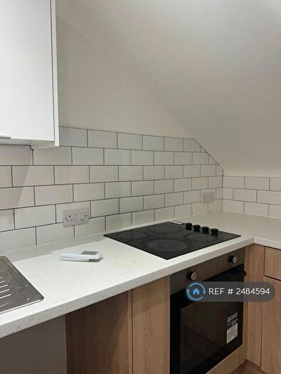 2 Bedroom Flat To Rent In Old Christchurch Road, Bournemouth, BH1