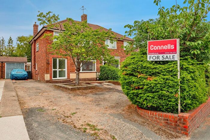 3 Bedroom Semi-Detached House For Sale In Brooklands Way, Redhill, RH1