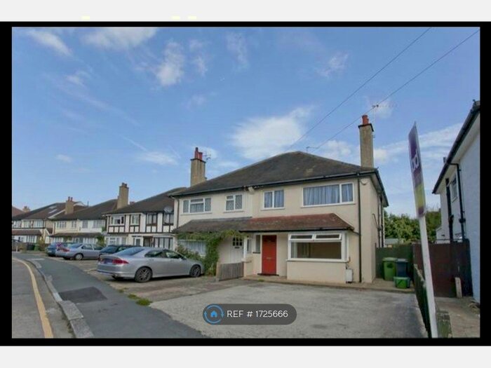 3 Bedroom Semi-Detached House To Rent In Horsley Close, Epsom, KT19