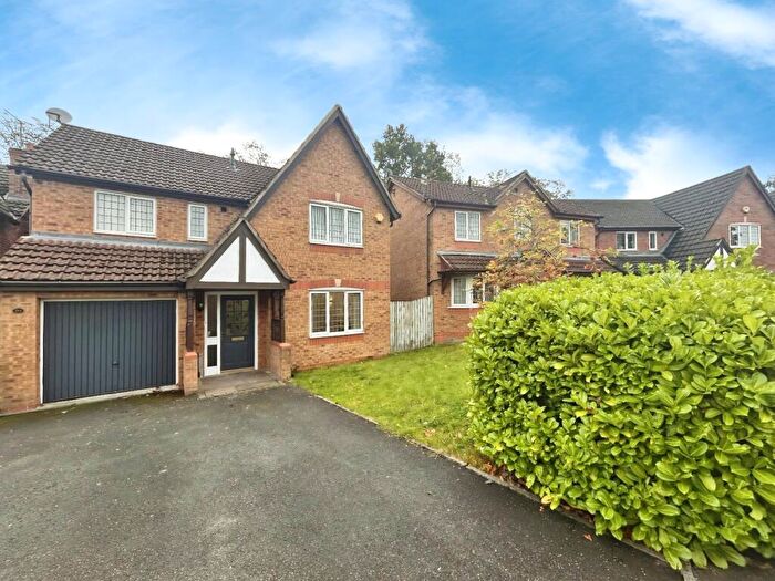 4 Bedroom Detached House To Rent In Downes Way, Manchester, Greater Manchester, M22