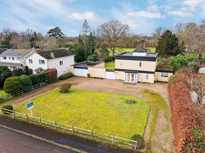 4 Bedroom Detached House For Sale In Burcot Park, Burcot, OX14
