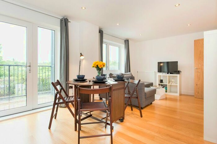 1 Bedroom Flat To Rent In Fairthorn Road, London, SE7