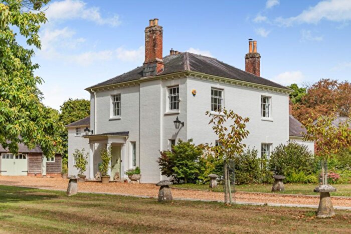 6 Bedroom Detached House For Sale In Ashford Road, Fordingbridge, Hampshire, SP6