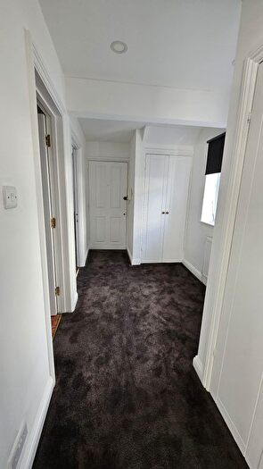 1 Bedroom Flat To Rent In Leytonstone Road, London, E15