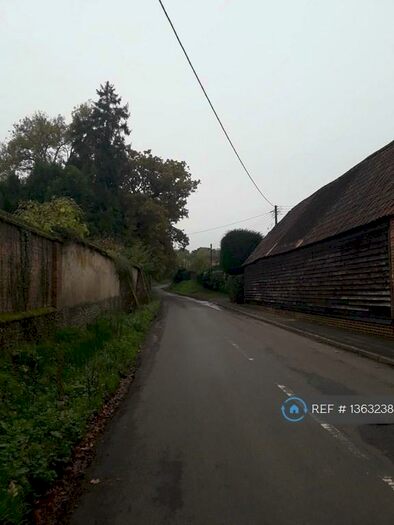 1 Bedroom Flat To Rent In Oval Road, Lockerley, Romsey, SO51